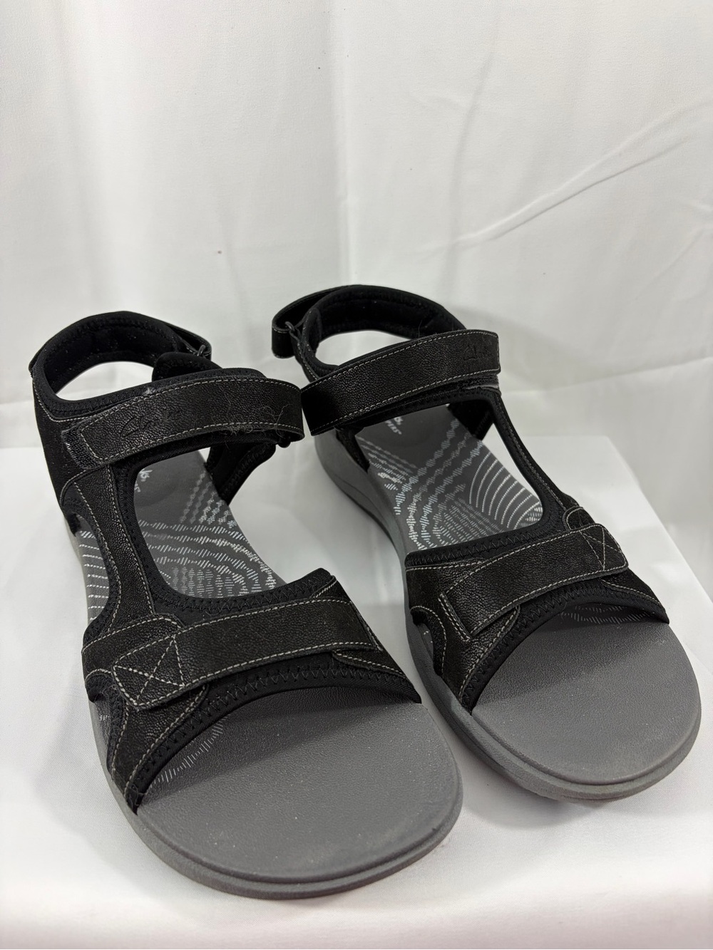 NWT Clarks Cloudsteppers Women's Size 12 Black Adjustable Strap Comfort Sandals